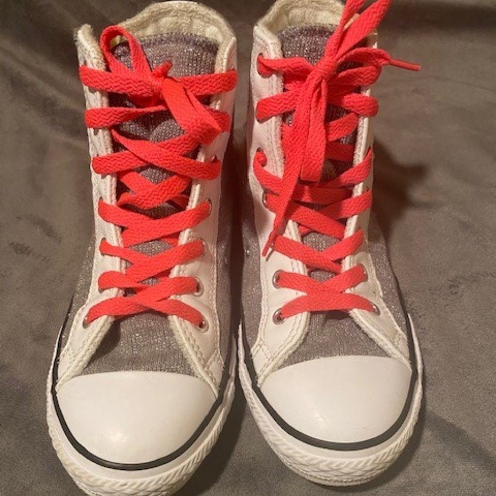 Converse Junior's Hi Tops - Silver & Pink